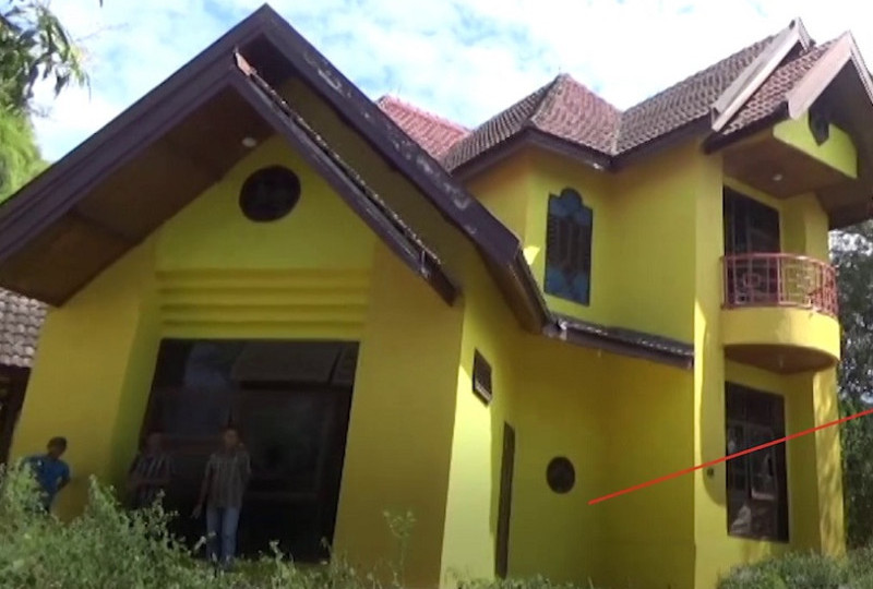 Mitos Kisah Rumah Kuning Gowa: Dari Isu Angker Hingga Penelusuran TerasKostTV