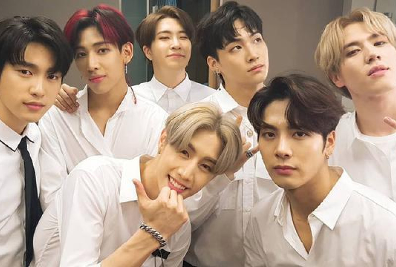 9 Boyband K-Pop dengan Fandom Terbesar, Siapa Saja Mereka?