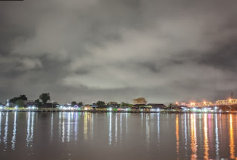 Waterfront Pontianak: Seru Abis! Sungai Kapuas Makin Oke dengan Waterfront City, Gratis Masuk 24 Jam!