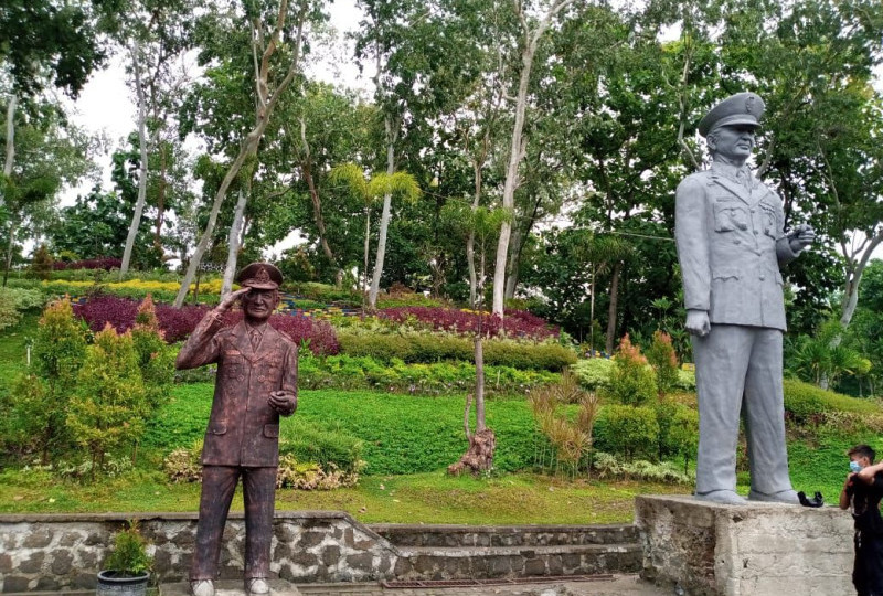 Seru Banget! Bukit Soeharto Ponorogo: Destinasi Wisata Hits yang Kekinian!