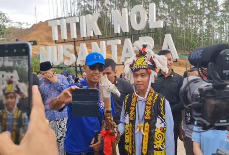 Kontroversi Lawatan Gibran Rakabuming: Tidak Hanya Blunder, Tapi Juga Kontroversi Etika terhadap Tetua Adat Kalimantan