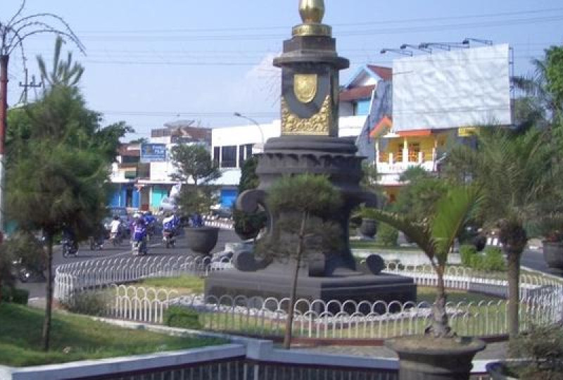 Kuy! Nongkrong Seru di 5 Tempat Wisata Malam Jember yang Mantap Abis!