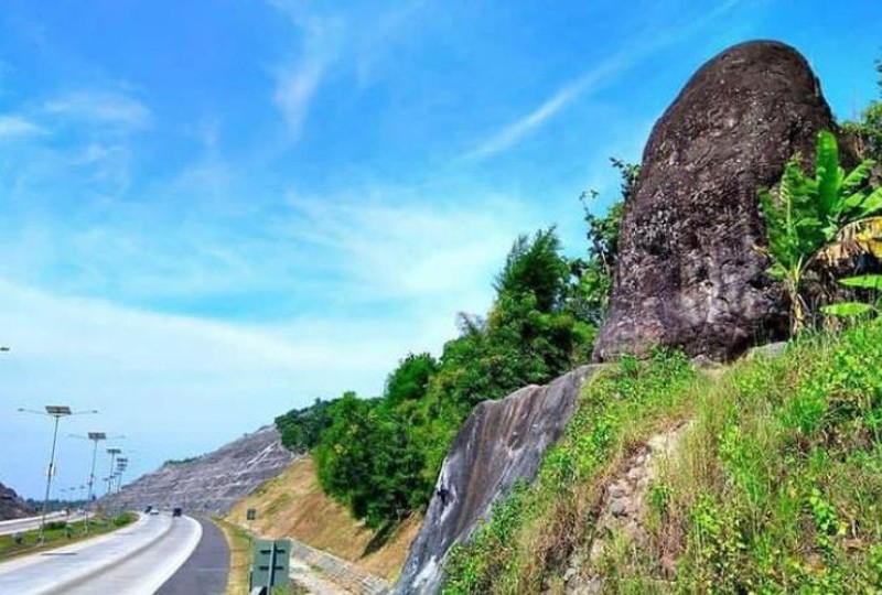 Tol Cipali daerah mana? Sering kecelakaan karena sosok gaib dari Batu Bleneng