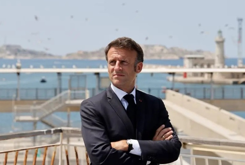 Strategi Politik Presiden Emmanuel Macron dalam Menyikapi Pengunjuk Rasa Prancis