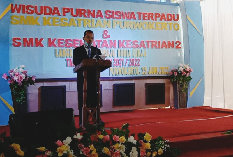 Wisuda Terpadu SMK Kesatrian Purwokerto 2022: Siswa Sukses Jadi Kesatria dan Kesehatan dengan Fasilitas Berkualitas!