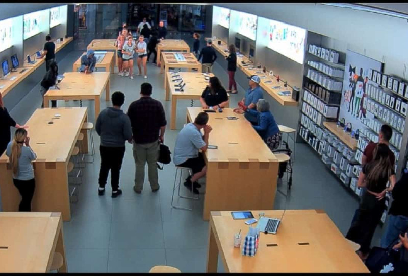 Pencurian Berani di Apple Store Amerika: Pencuri Menyelinap Melalui Terowongan Kamar Mandi untuk Mencuri 436 iPhone 