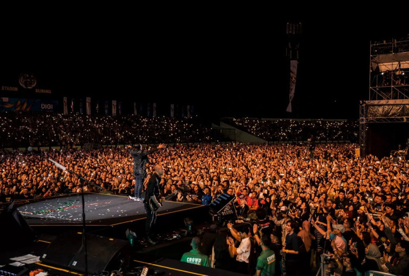 Link Tiket Sheila on 7 Tunggu Aku di Bandung dan Kapasitas Stadion Siliwangi