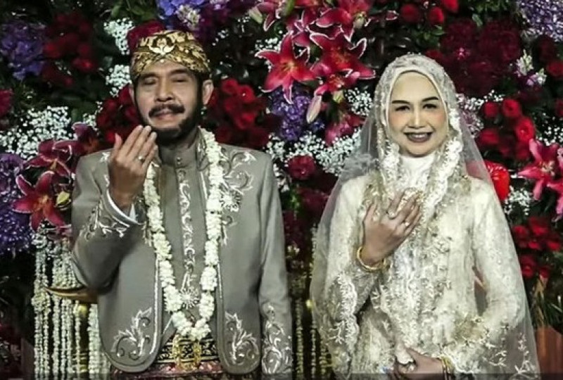 Kontroversi Idayati adik Jokowi menikah dengan ketua MK Anwar Usman