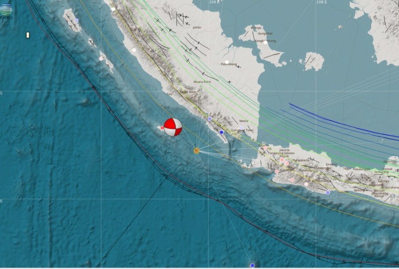 Krakatau level 3, BMKG lampung minta warga waspada potensi tsunami malam hari