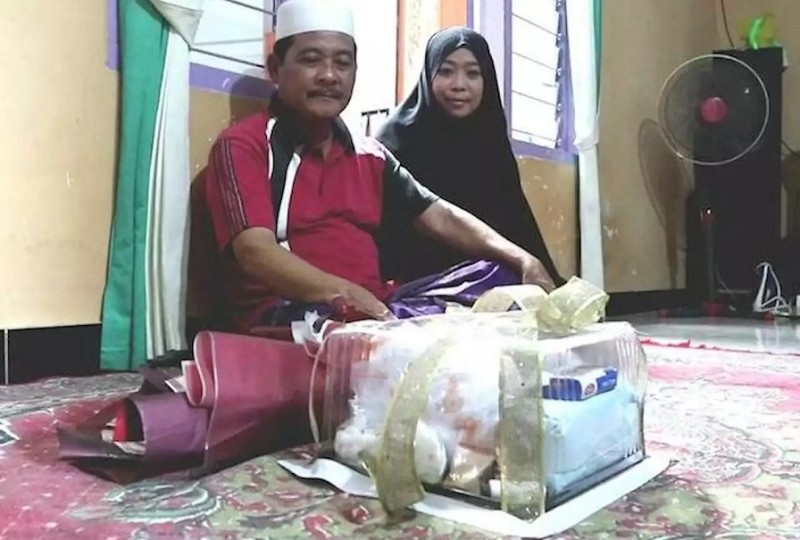 Hapipi beri mahar kain kafan untuk Sri Ratna Wahyuningsih, Viral video TikTok @panggilaku_panda