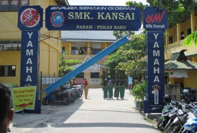 SMK KANSAI PEKANBARU: Gokil Abis! Belajar Seru dan Asyik di Delima, Pekanbaru!