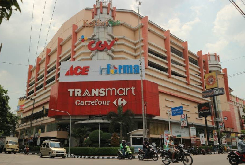 5 Mall Terbesar dan Terlengkap di Kota Kediri yang Banyak Diskon, sorga belanja para ibu