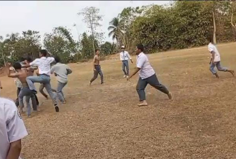 Tanding 5 vs 5 Cianjur Terinspirasi Film Crows Zero, Adu Jotos Pelajar SMA dan SMK di Lapang Batok Desa Sukakerta, Cianjur