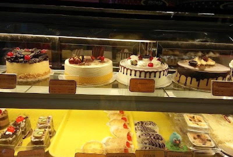 Toko Kue dan Roti di BOGOR yang paling Hits dan Terkenal: Michelle Bakery, Superkue Cake, Rumah Talas, Unyil, Mimicici, Lapis Tokyo dan SugarBell
