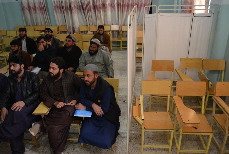 Dinilai melanggar nilai islam, Pemerintah Taliban di Afghanistan melarang perempuan untuk kuliah