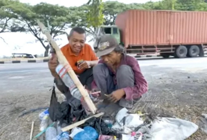 ODGJ Viral di Twitter & Youtube: Enuh Nugraha Dari Kampus ITB ke pt dinamaritama konsultan rekayasa hingga depresi ditinggal pacar