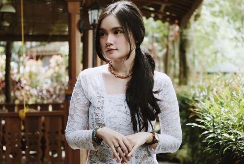 Profil Biodata dan Umur Fanny Soegi Pelantun Asmalibrasi, Bornean Kalimantan Mana