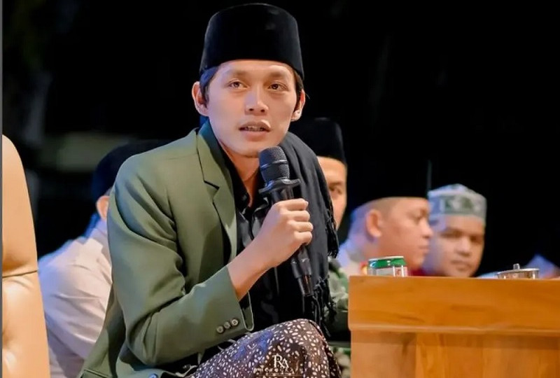 Ngaji bersama Gus Iqdam di Mambaul Hikam 2 Blitar Dibanjiri Ribuan Jemaah dari Artis Hingga Jenderal