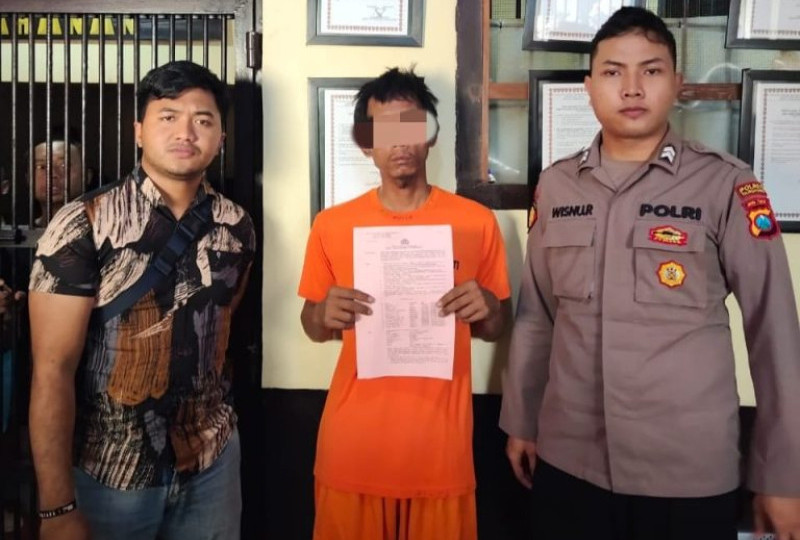 Pembobol Indomaret di Batangsaren Kecamata Kauman Tulungagung ditangkap Polisi, setelah tiga kali AW warga Desa Balerejo melakukan pembobolan